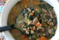 Rustic Slow Cooker Sausage, White Bean and Spinach Soup
