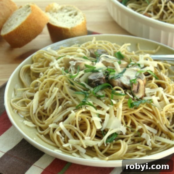 Pasta with Olive Oil, Garlic and Mushrooms